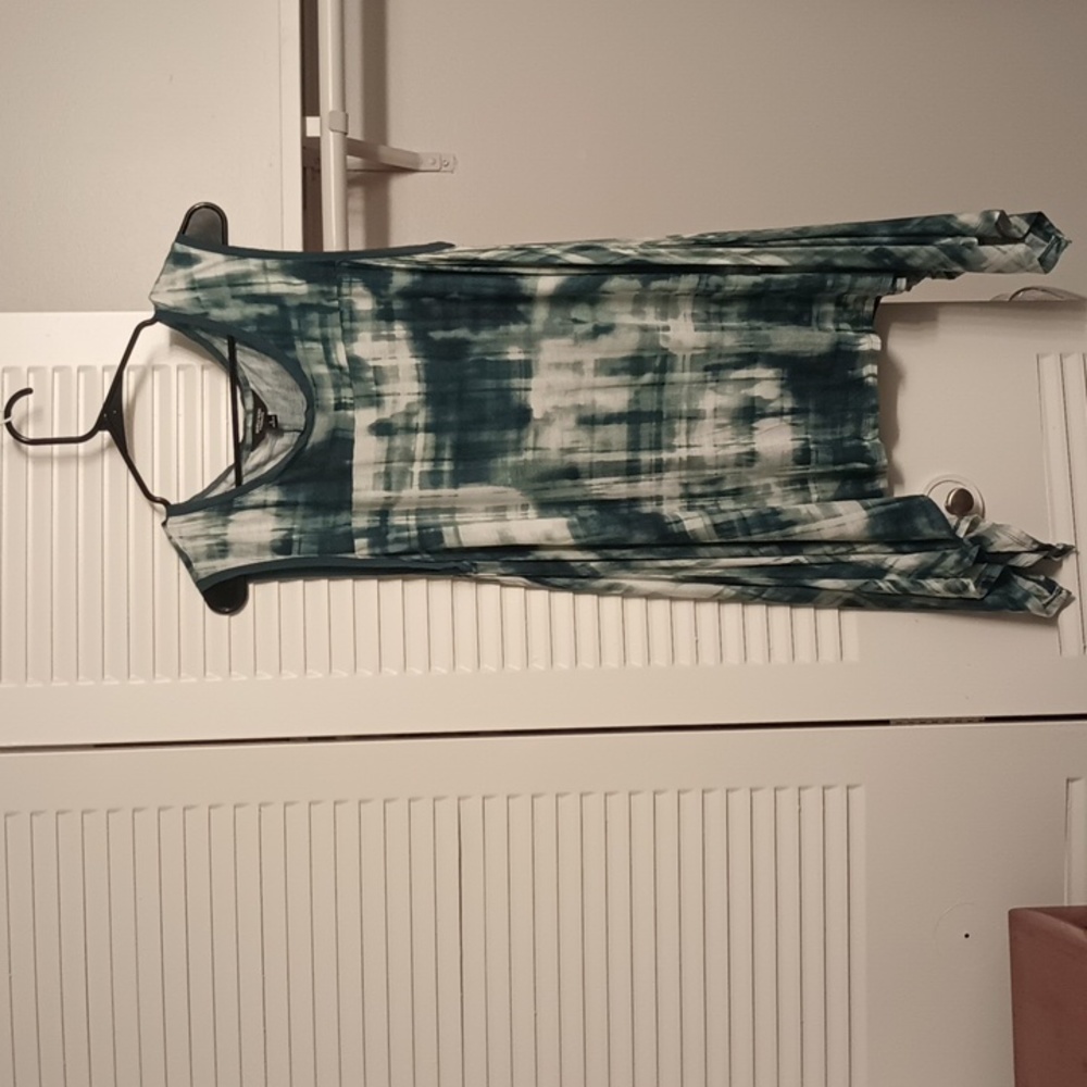 A Sassy Tie Dye  and Off-white Multi_ Angle Top
